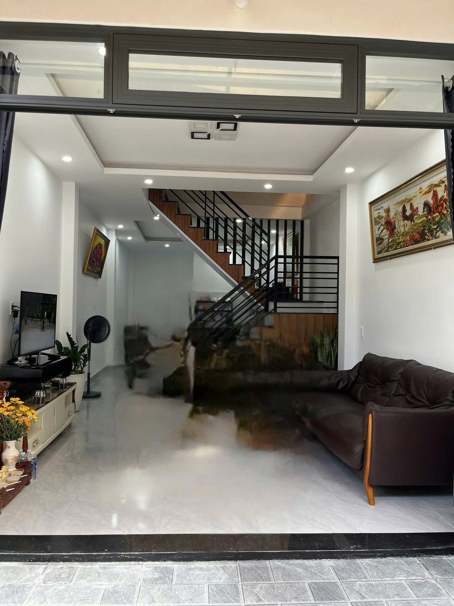 Cần Bán Nhà Giá Rẻ đường Ngô Quyền – Sau Chợ Số 4, vị trí siêu tiện lợi, đi lại dễ dàng! Giá 2.4 tỷ - Ảnh chính